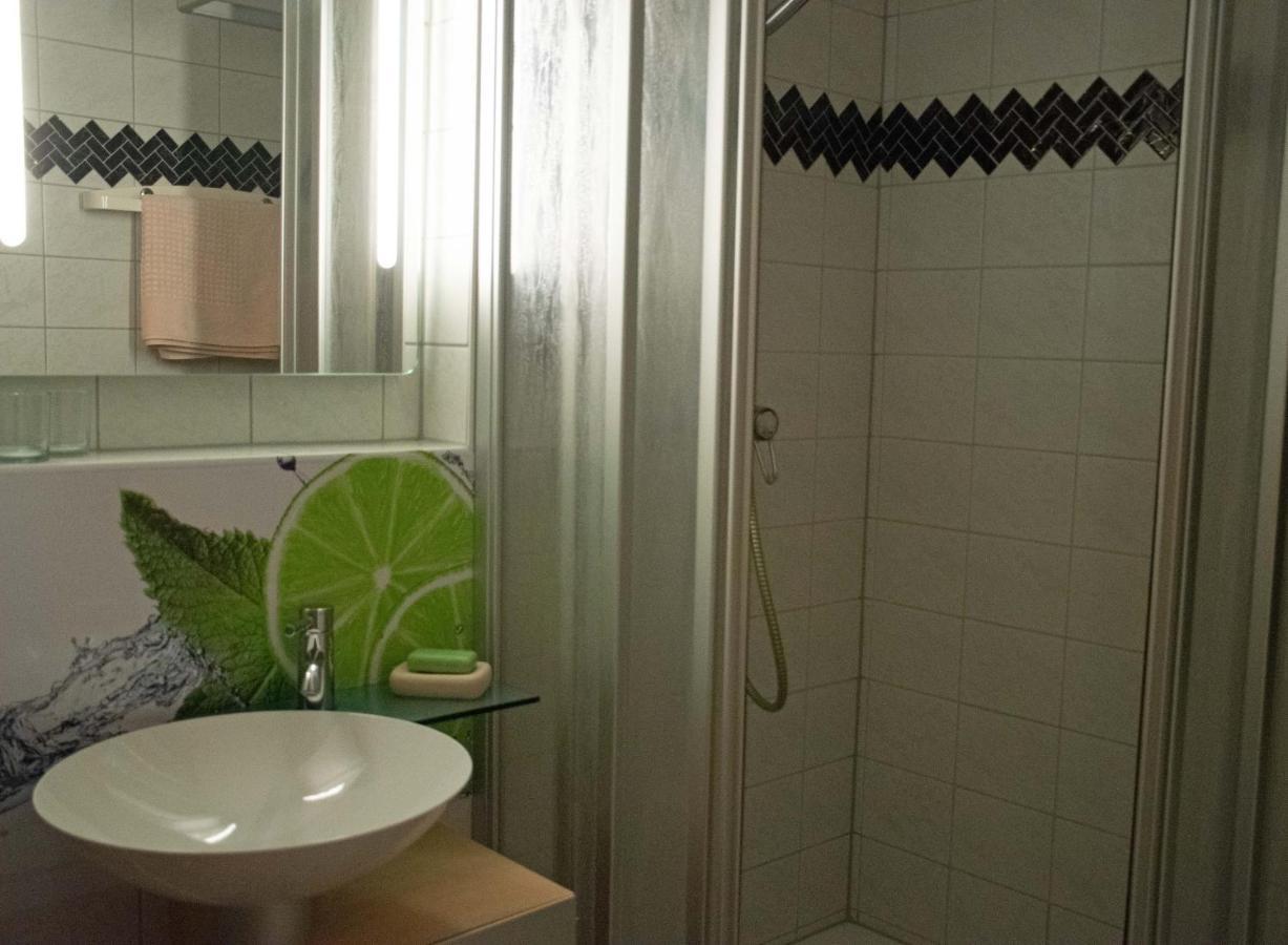 Geschmackvolles Appartement Am Donauradweg Obernzell Luaran gambar